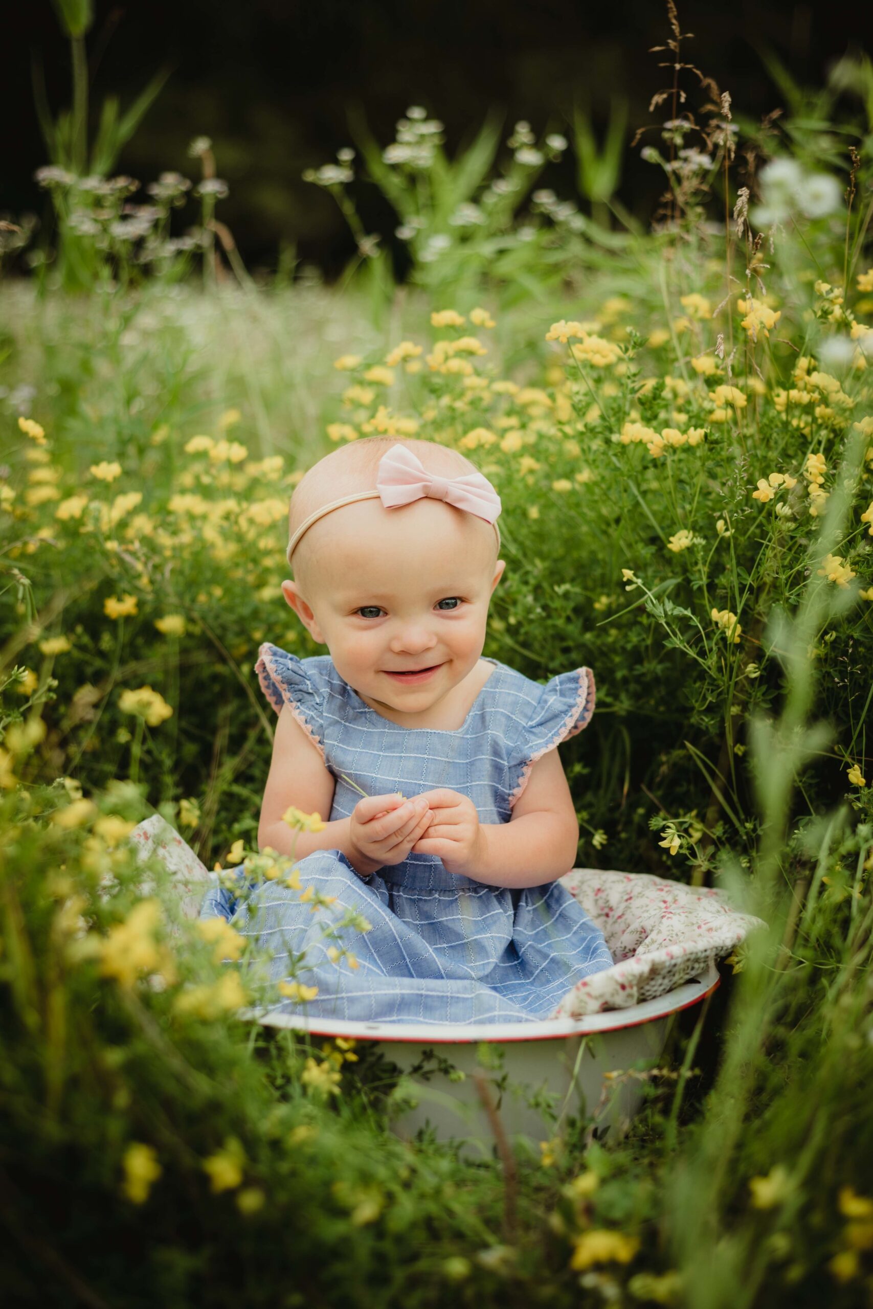 A Dreamy Summer Wildflower 9 month Milestone Session