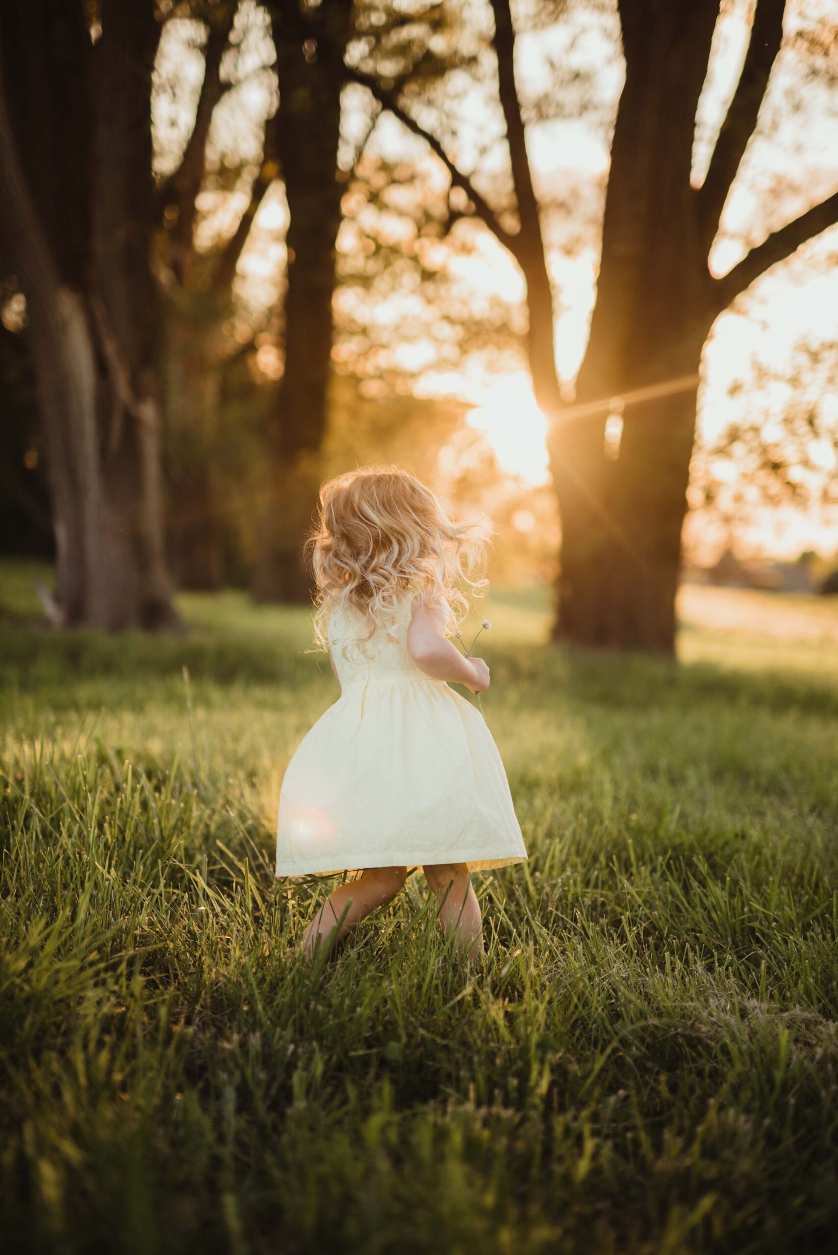 sunset photography little girl twirling