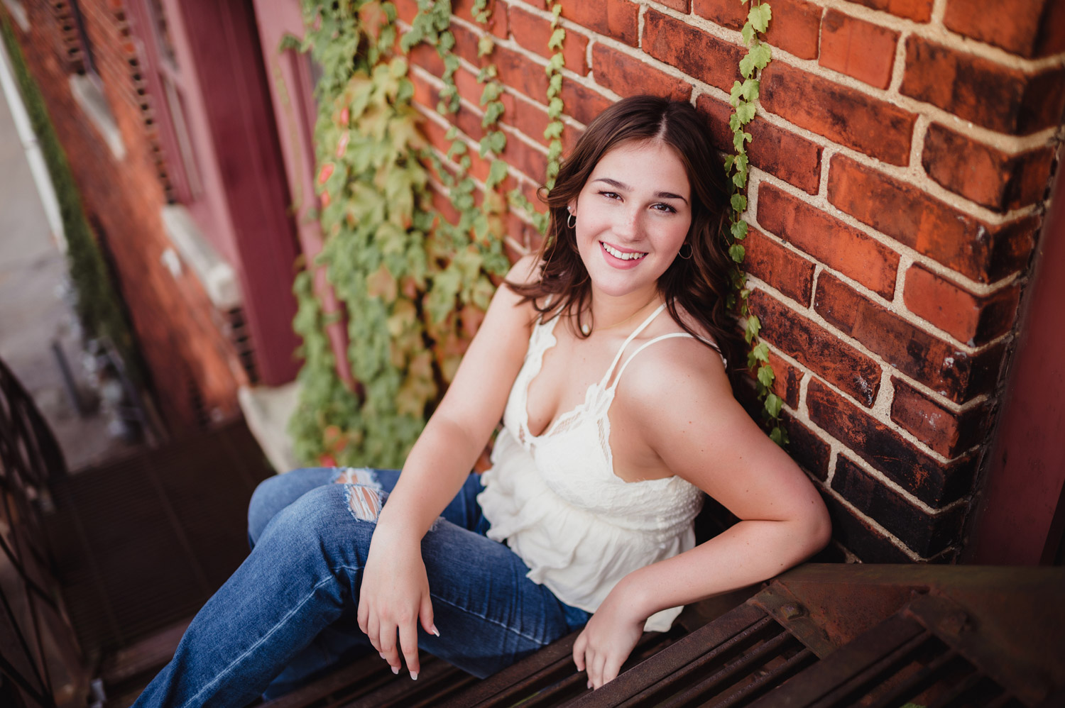 Ella's Senior Photos - Kelly McPhail Photography