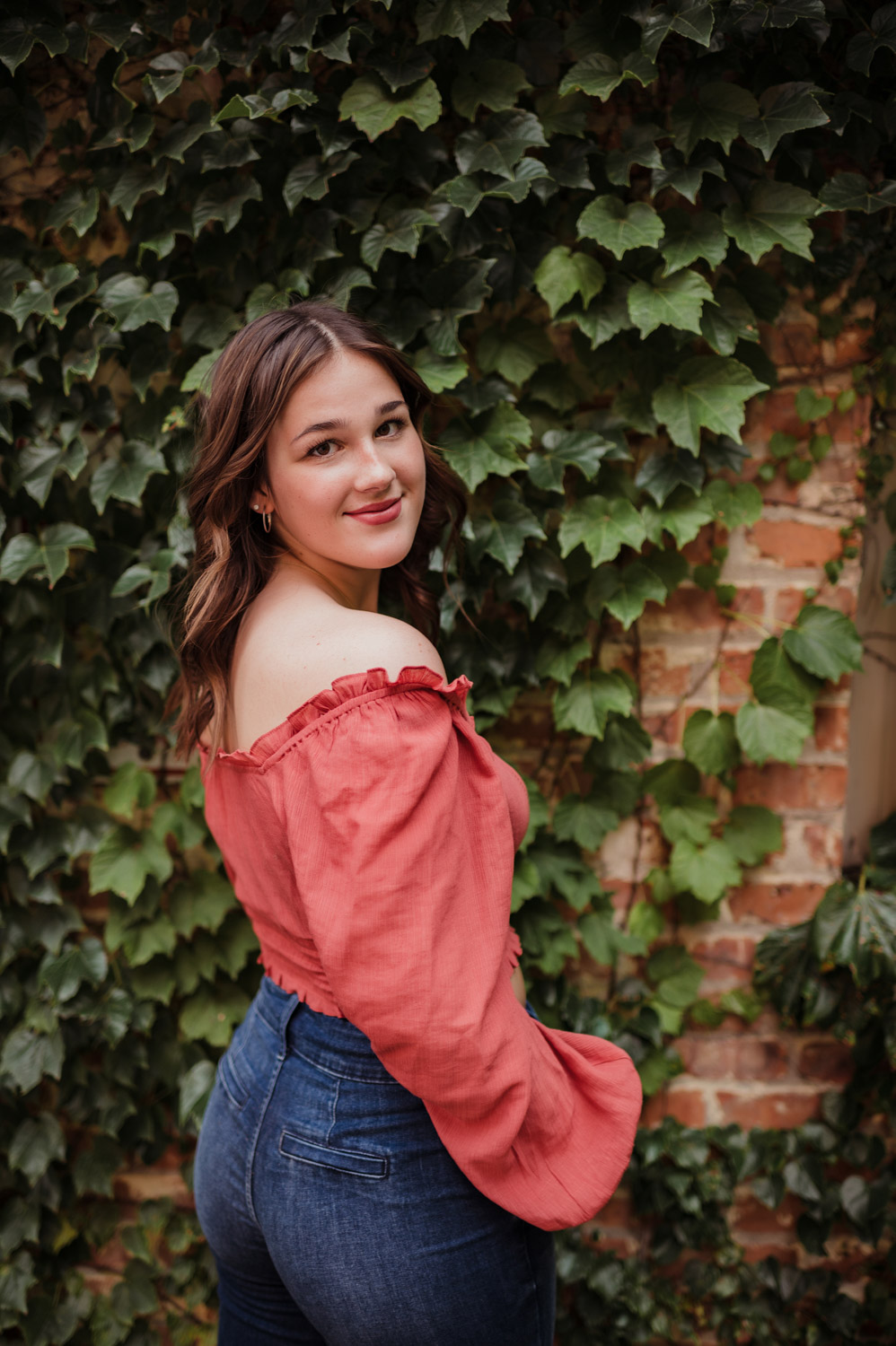 Ella's Senior Photos - Kelly McPhail Photography