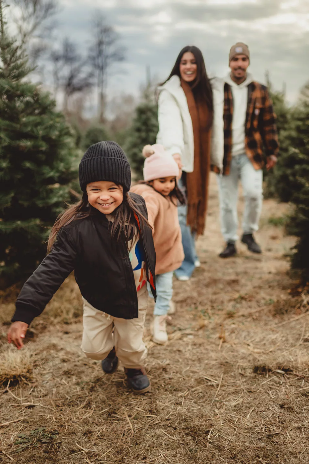 Christmas Tree Farm Session - Kelly McPhail Photography