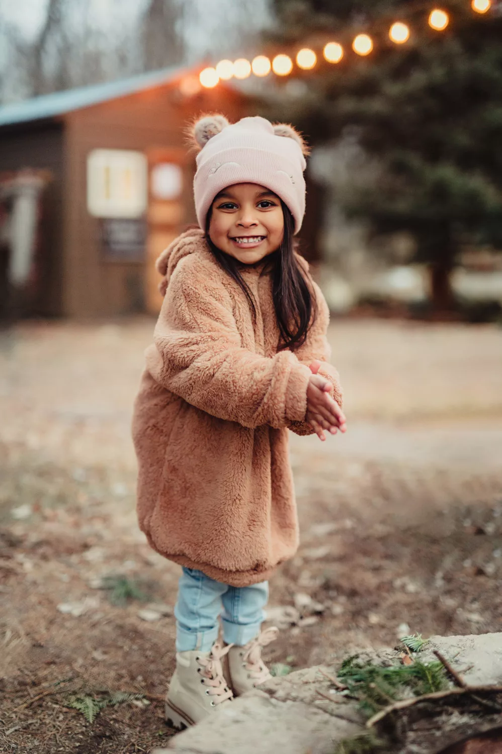 Christmas Tree Farm Session - Kelly McPhail Photography