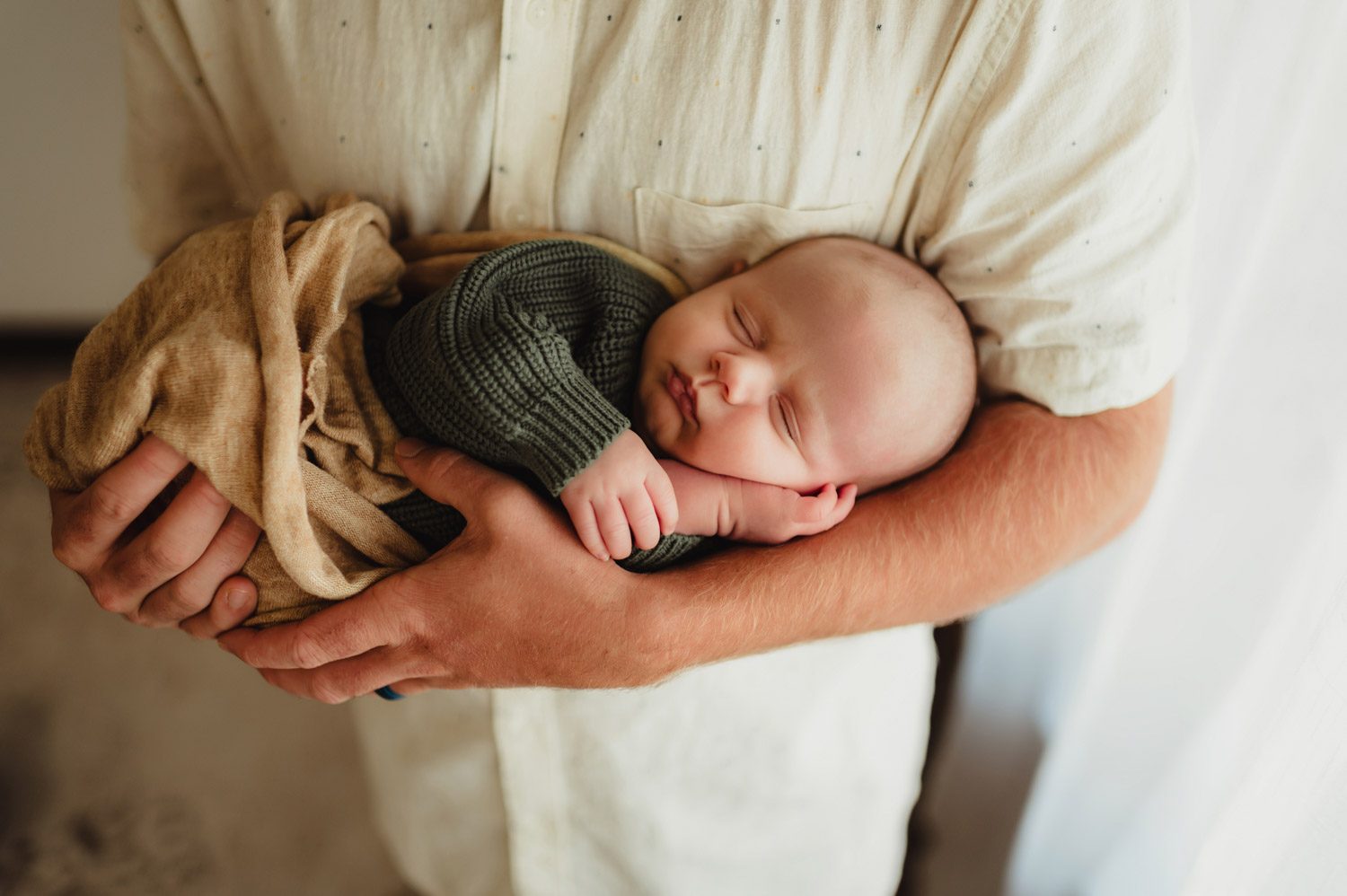 When is the Best Time to Schedule Newborn Photos? - Kelly McPhail Photography