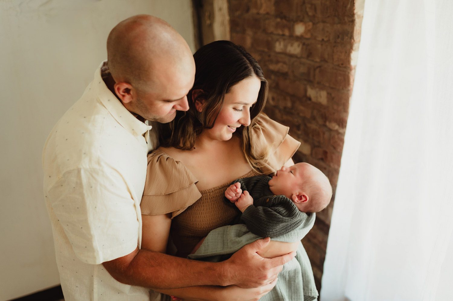 When is the Best Time to Schedule Newborn Photos? - Kelly McPhail Photography