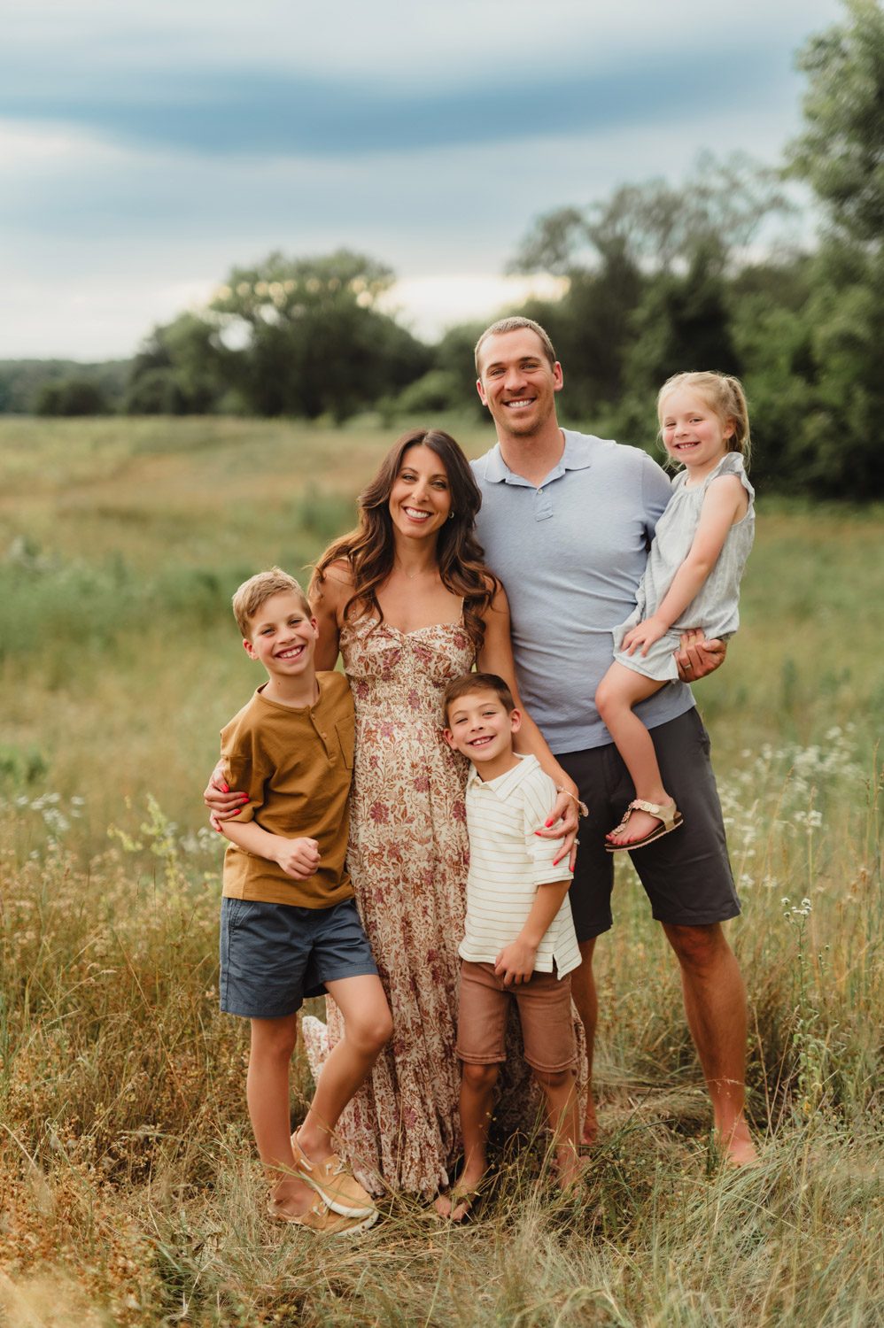 Color Theory: Styling Outfits for Family Photos - Kelly McPhail Photography