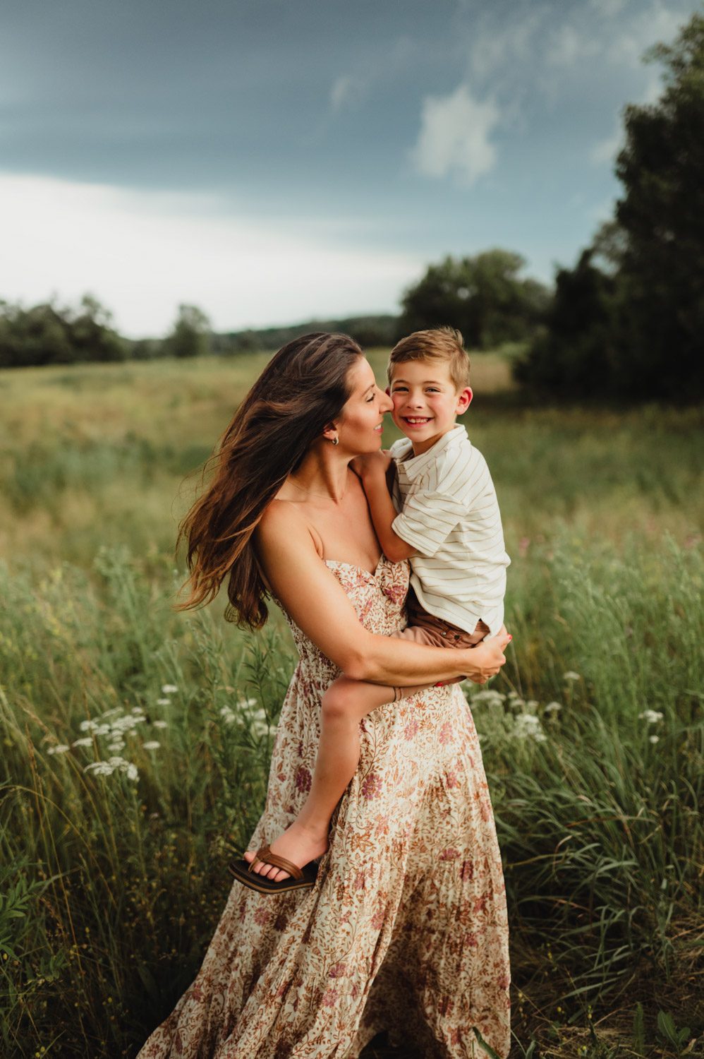 Color Theory: Styling Outfits for Family Photos - Kelly McPhail Photography