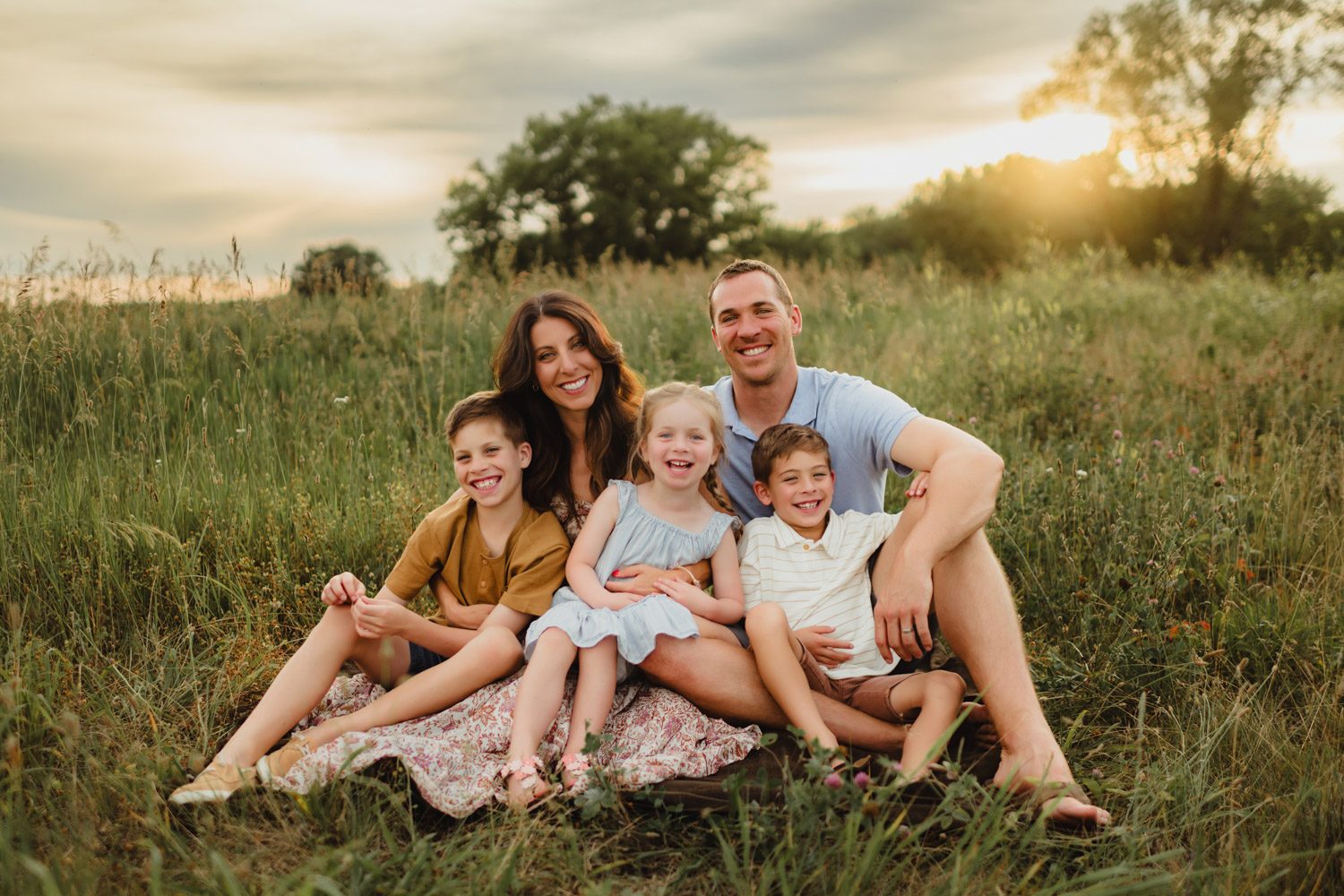 Color Theory: Your Secret Weapon for Family Photo Outfits - Kelly McPhail Photography