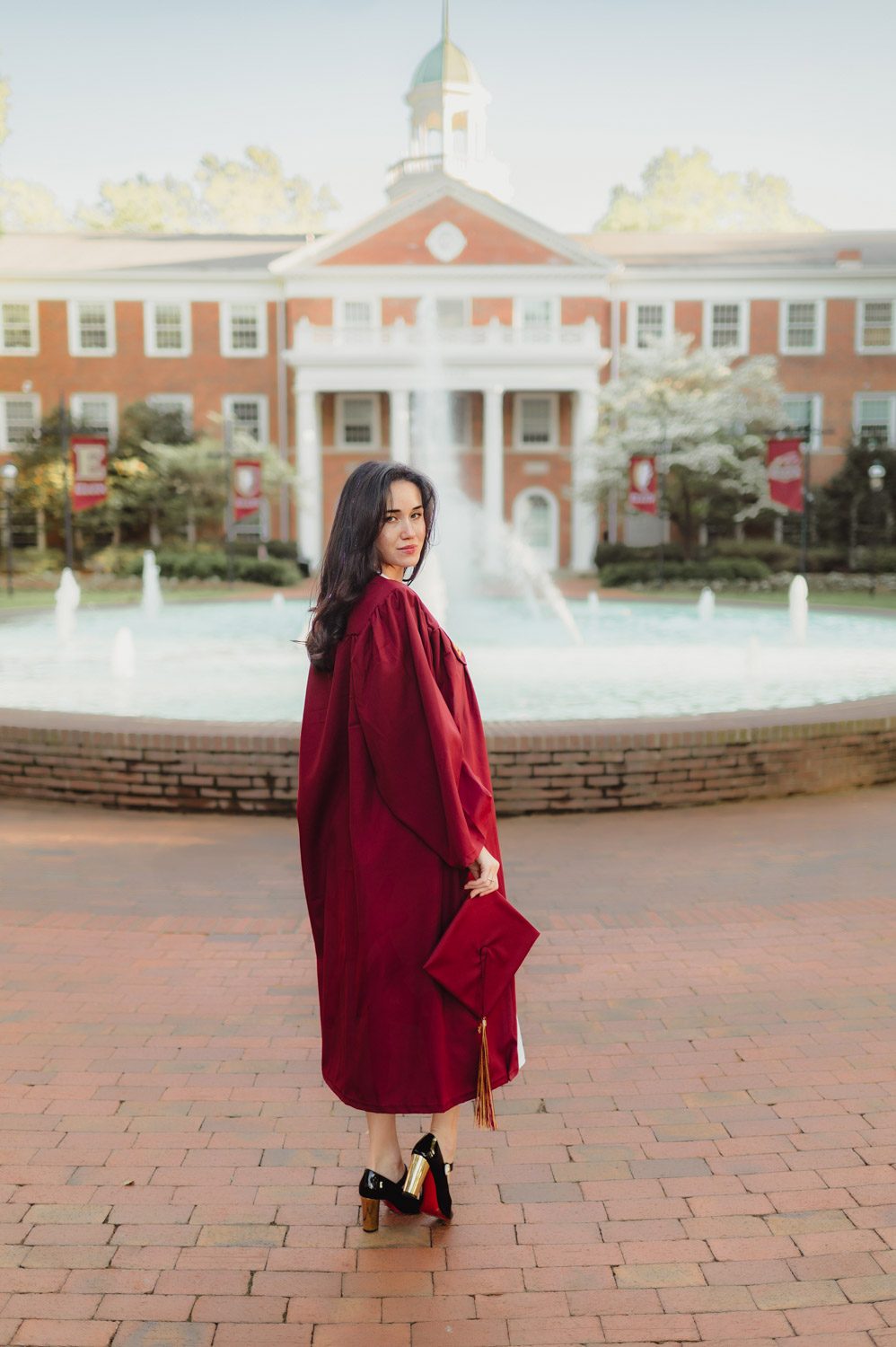 Graduation Photos at Elon University: Celebrating Amelia's Big Moment-Graduation Photos at Elon University Graduation Photos at Elon University: Celebrating Amelia's Big Moment - Kelly McPhail Photography