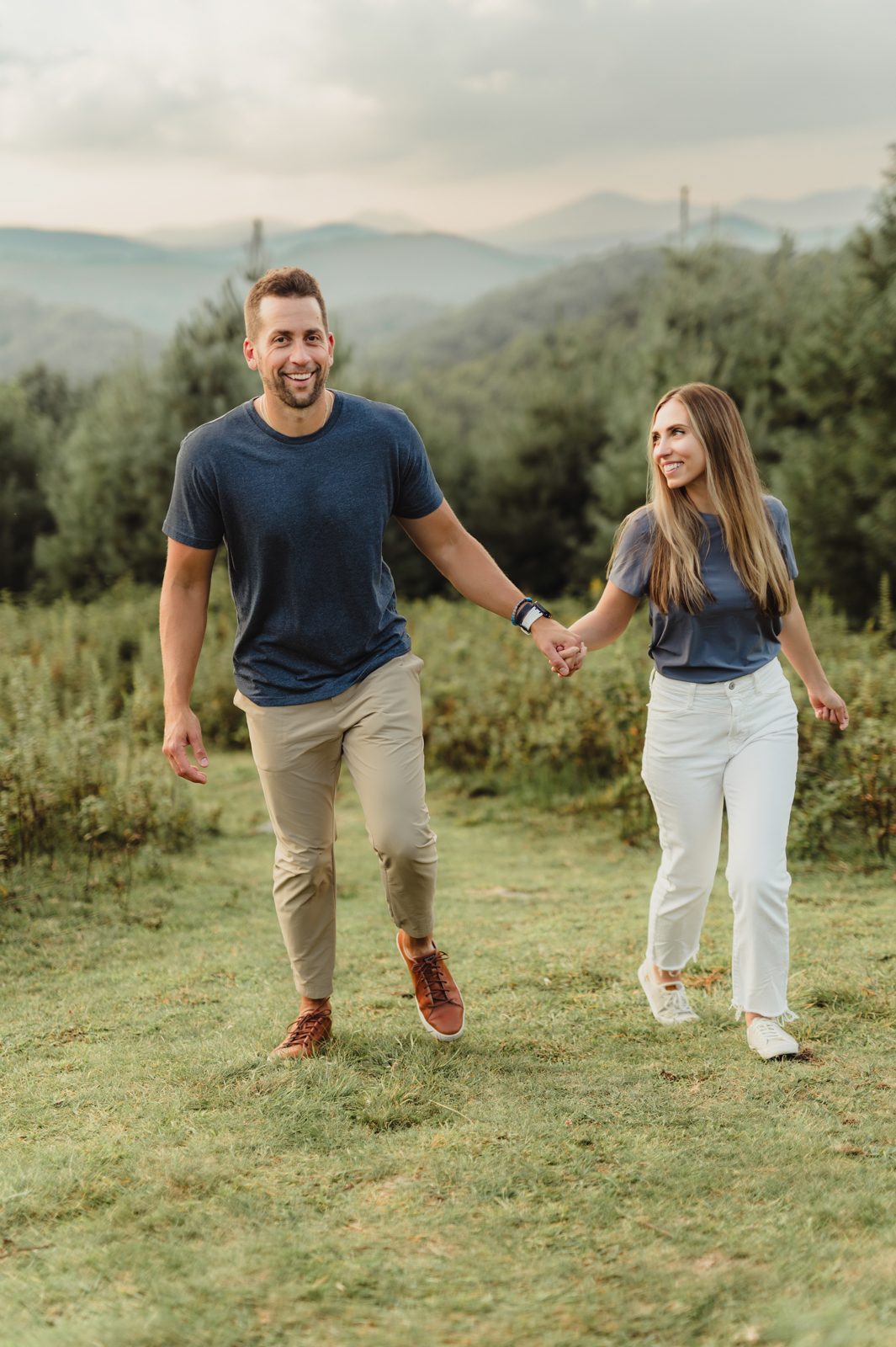 Capturing Generations: Extended Family Photos in Blowing Rock-extended family photos in Blowing Rock Capturing Generations: Extended Family Photos in Blowing Rock - Kelly McPhail Photography