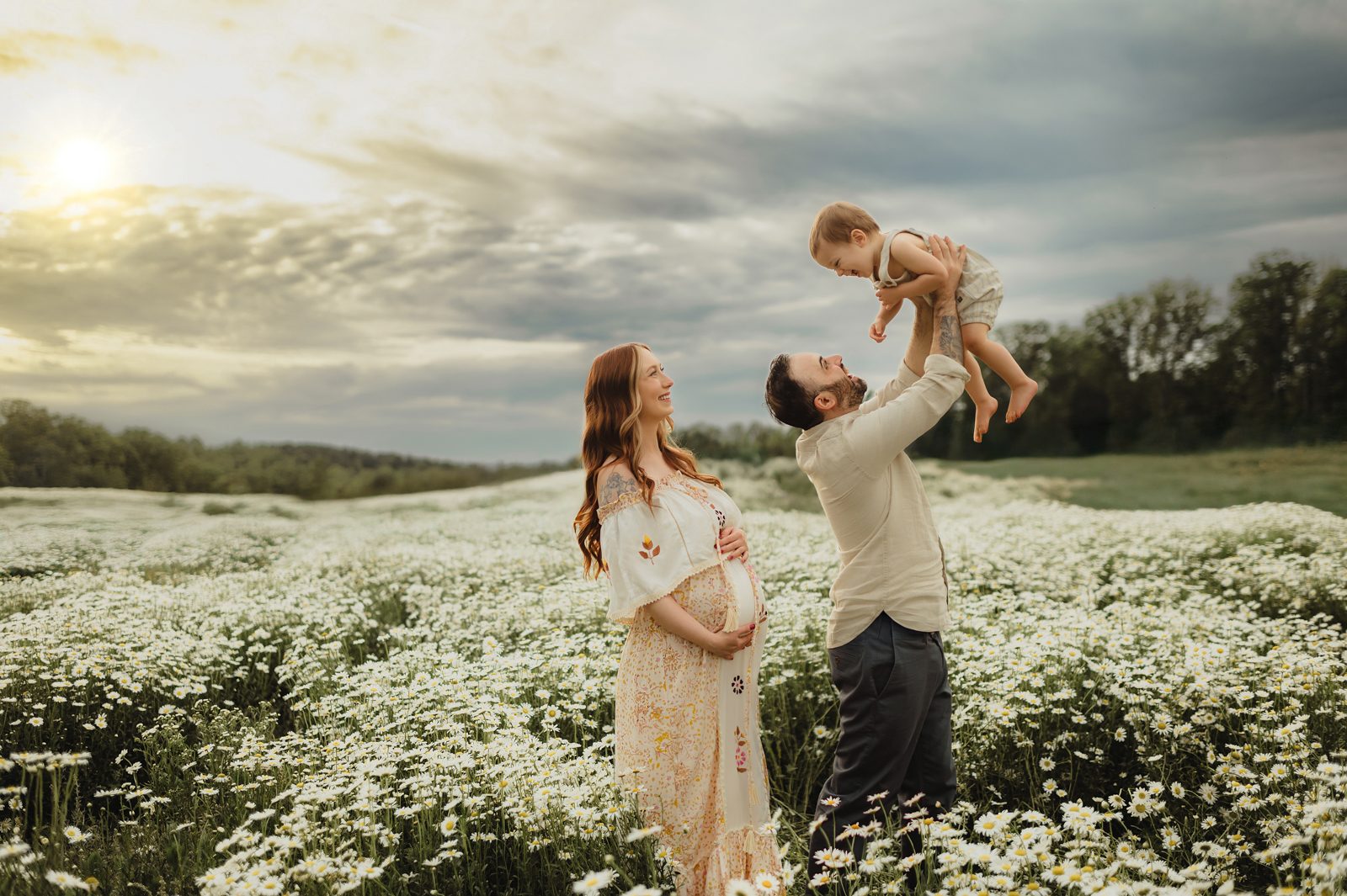 When to Take Maternity Photos (And Why It Matters!)-When to Take Maternity Photos When to Take Maternity Photos (And Why It Matters!) - Kelly McPhail Photography