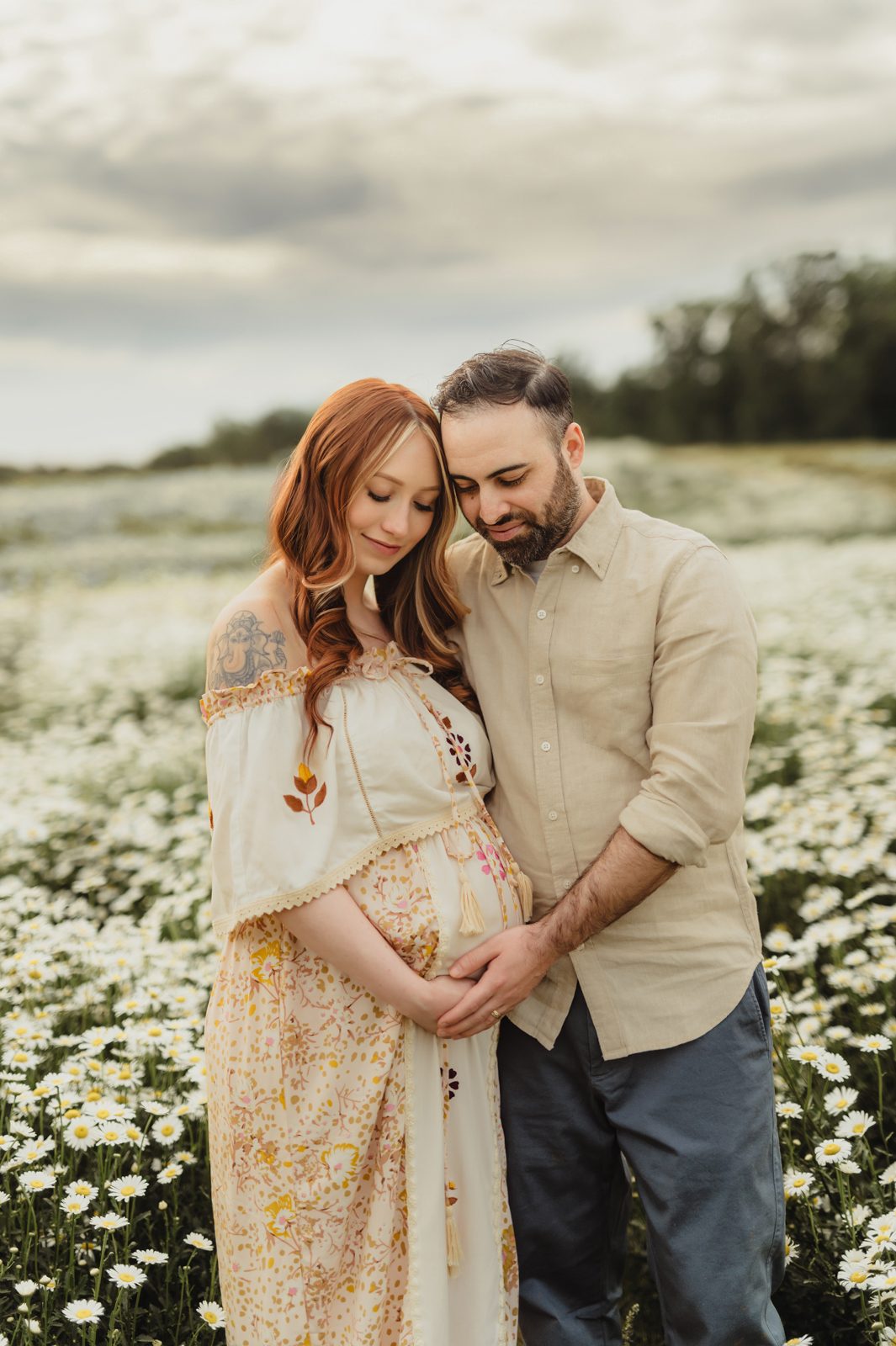 When to Take Maternity Photos (And Why It Matters!)-When to Take Maternity Photos When to Take Maternity Photos (And Why It Matters!) - Kelly McPhail Photography