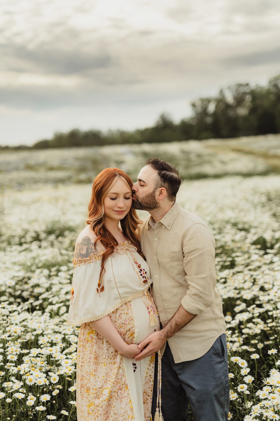 When to Take Maternity Photos (And Why It Matters!)-When to Take Maternity Photos When to Take Maternity Photos (And Why It Matters!) - Kelly McPhail Photography