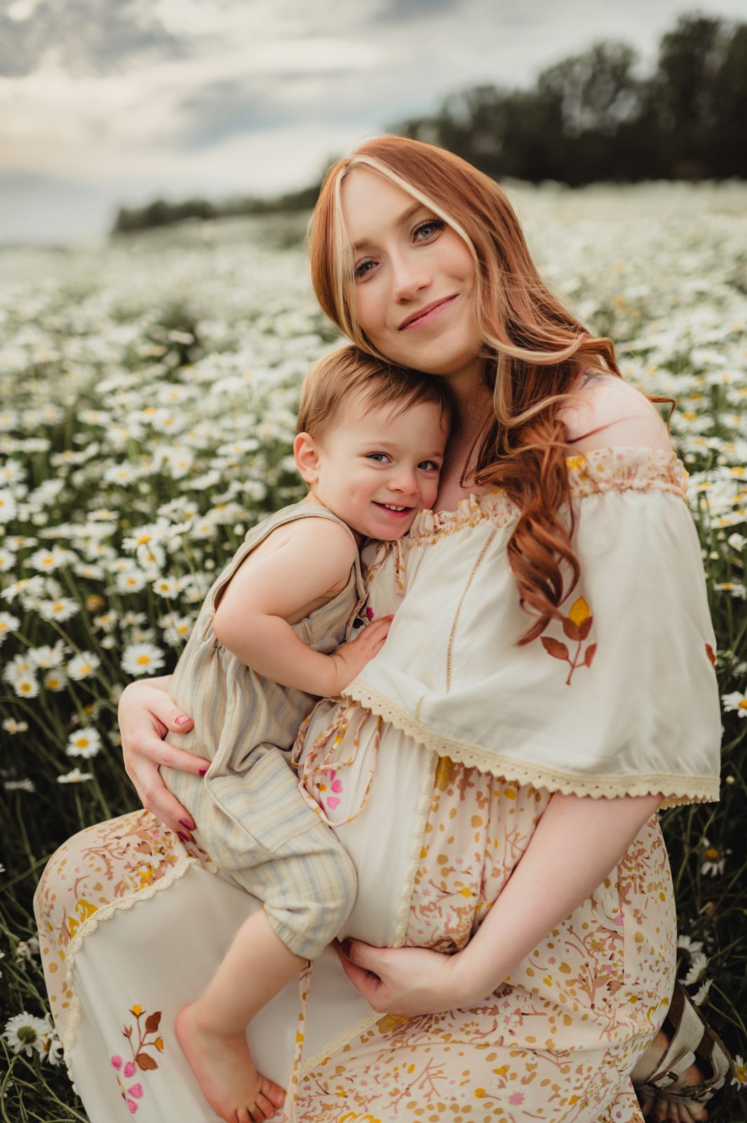 When to Take Maternity Photos (And Why It Matters!)-When to Take Maternity Photos When to Take Maternity Photos (And Why It Matters!) - Kelly McPhail Photography