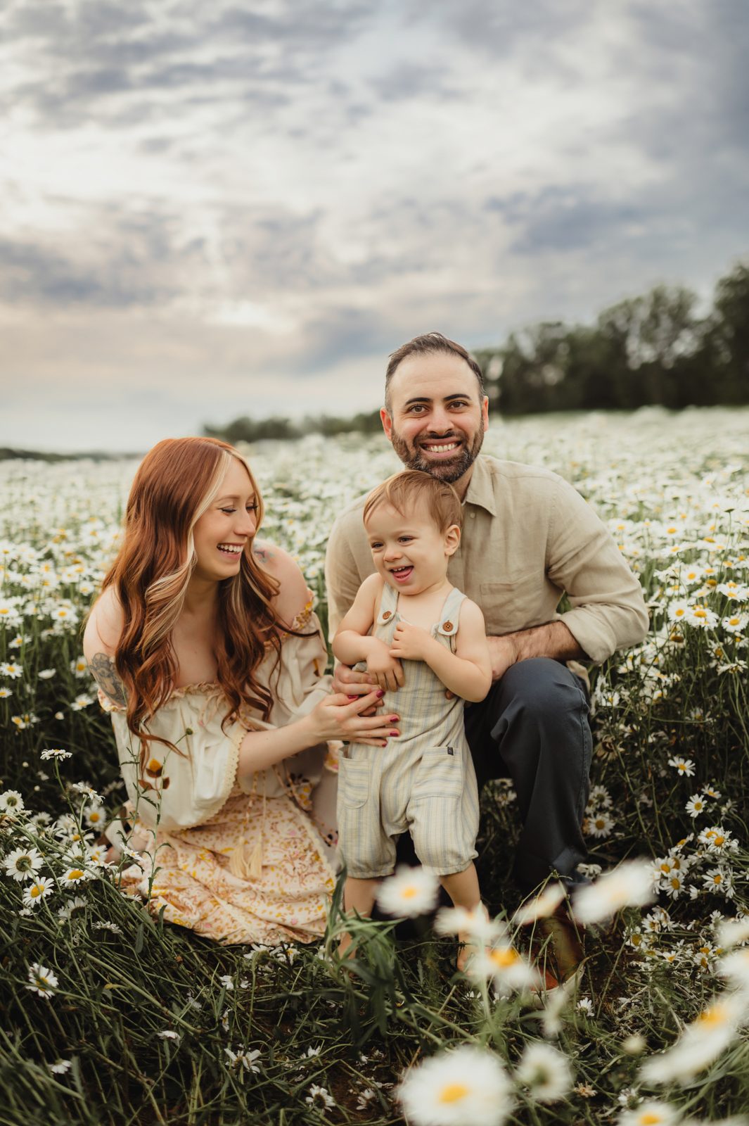 When to Take Maternity Photos (And Why It Matters!)-When to Take Maternity Photos When to Take Maternity Photos (And Why It Matters!) - Kelly McPhail Photography