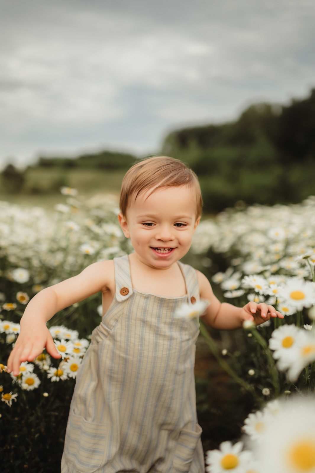 When to Take Maternity Photos (And Why It Matters!)-When to Take Maternity Photos When to Take Maternity Photos (And Why It Matters!) - Kelly McPhail Photography