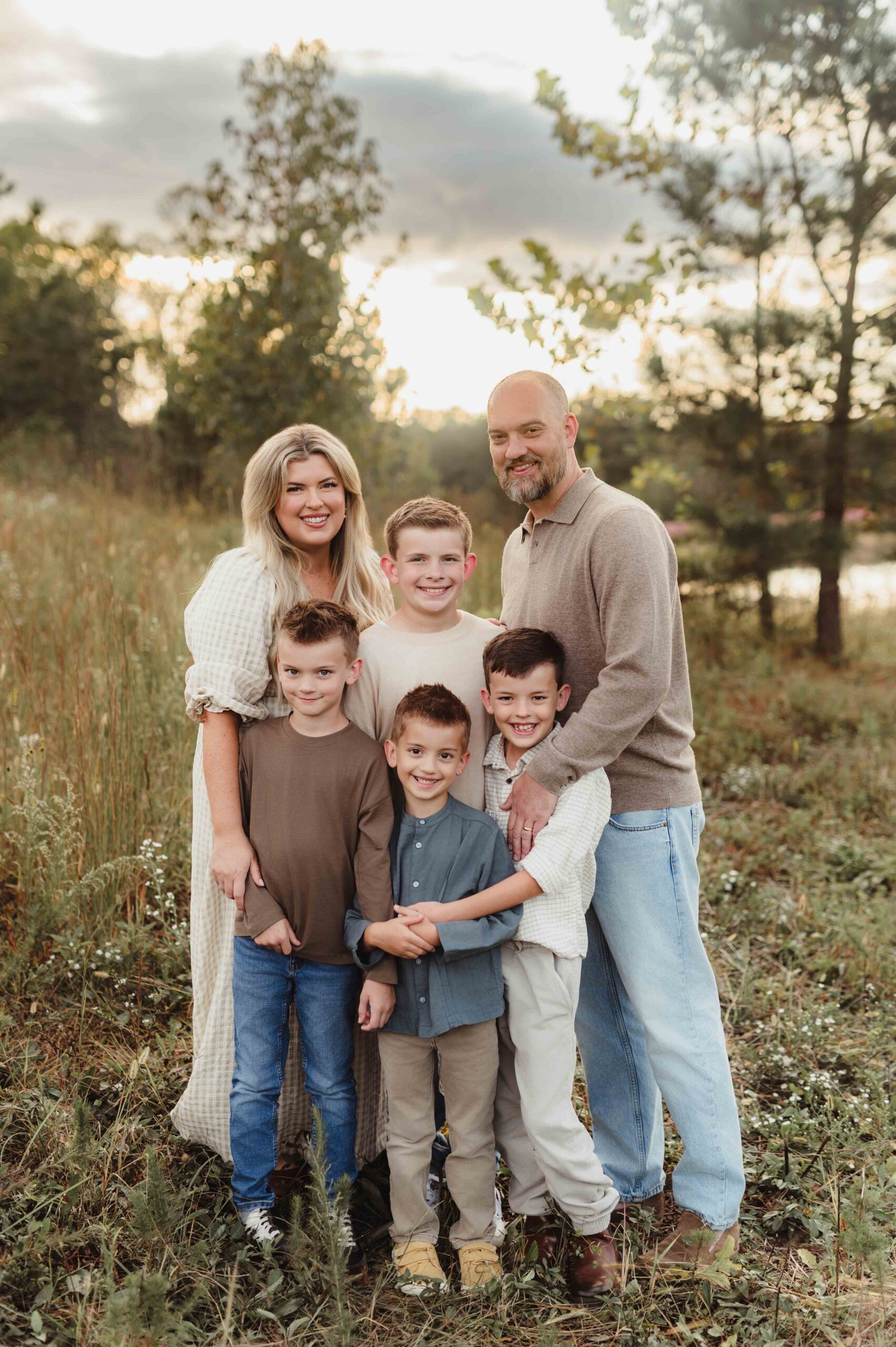 Why Neutral Fall Family Outfits Just Work (And Look Gorgeous on Your Walls) - Kelly McPhail Photography