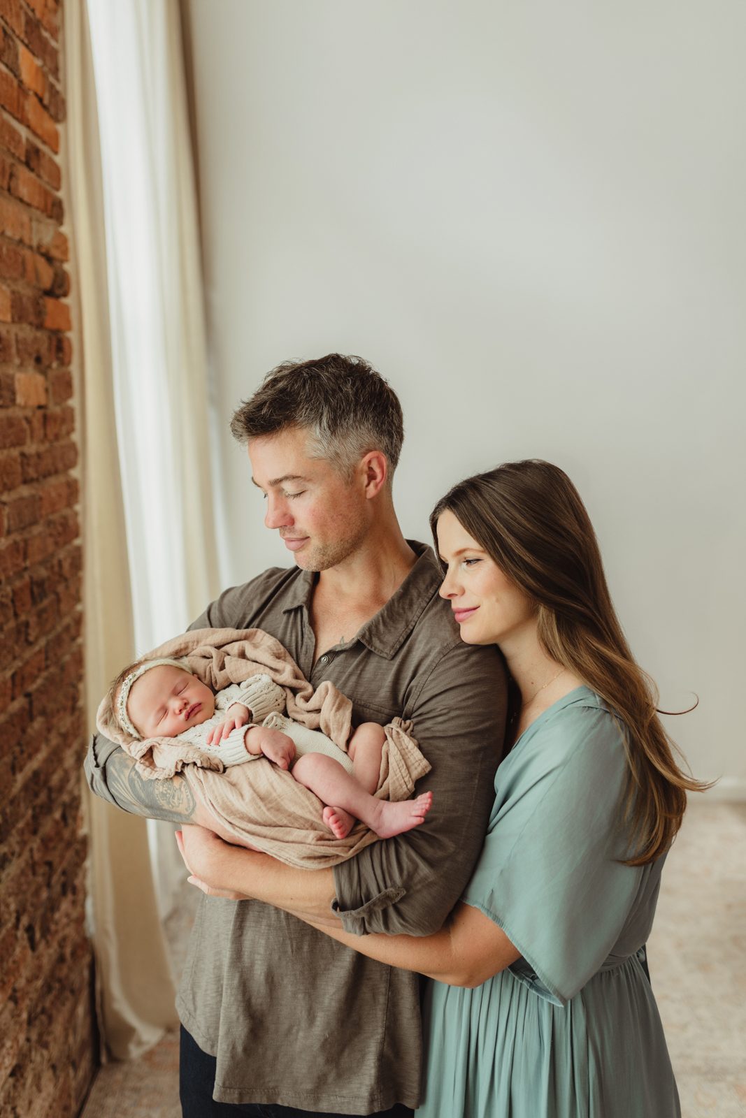 Why I've Shifted to Family-Focused Lifestyle Newborn Sessions - Kelly McPhail Photography
