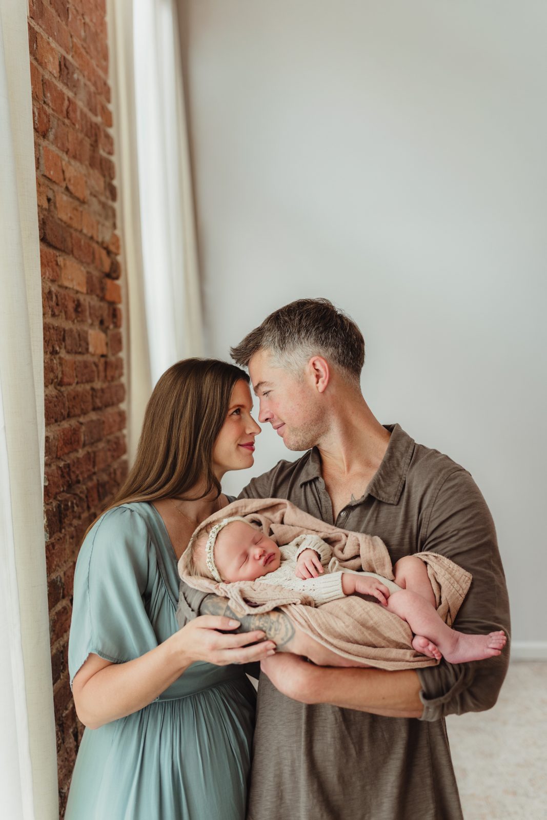 Why I've Shifted to Family-Focused Lifestyle Newborn Sessions - Kelly McPhail Photography