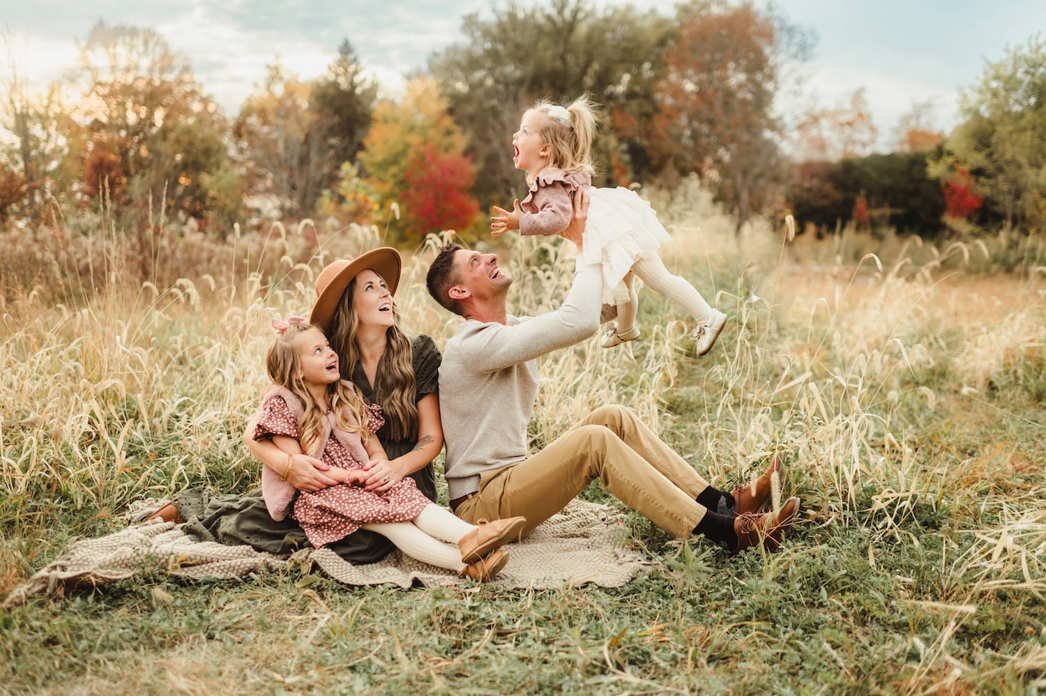 When Should You Book Fall Family Photos in NC? It Depends Which "Fall" You Want! - Kelly McPhail Photography